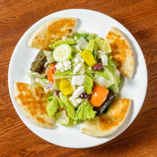 Classic Greek Salad (V)